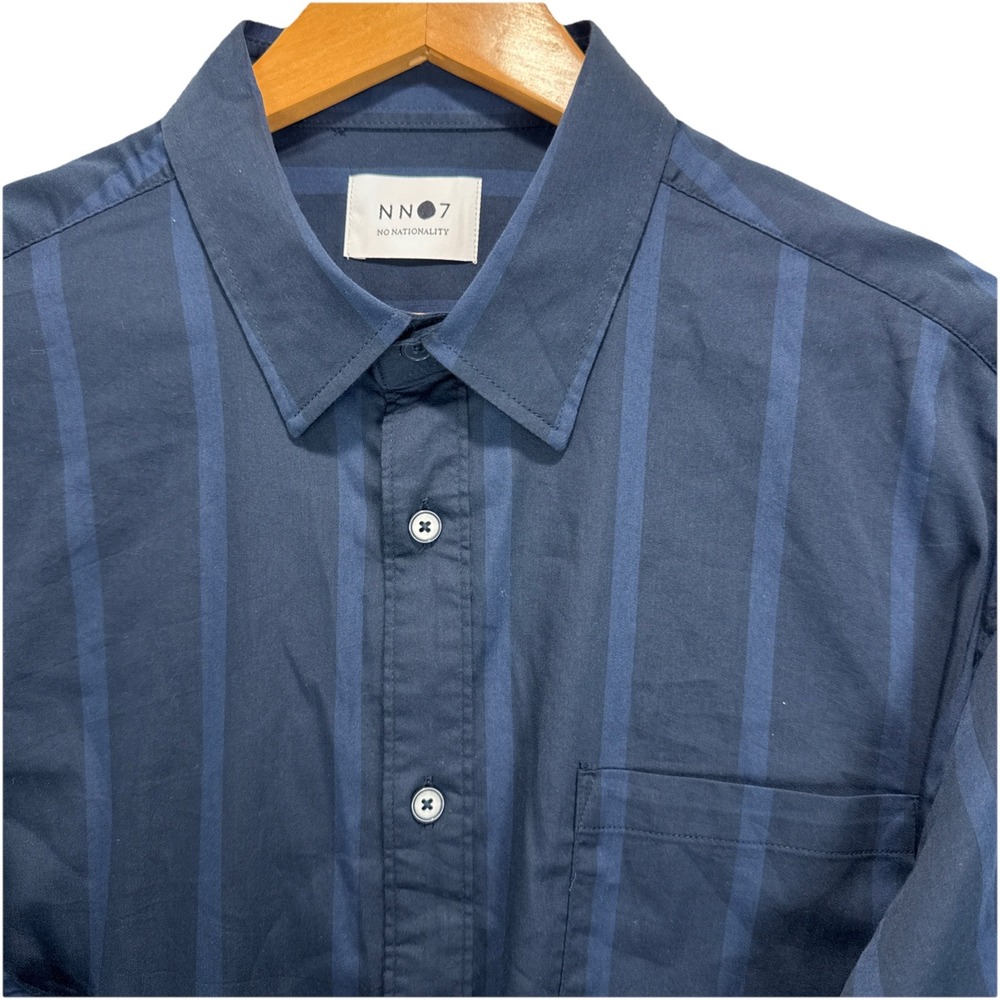 No Nationality Casual Button‎ Down Shirt Size Large in Striped Navy Blue